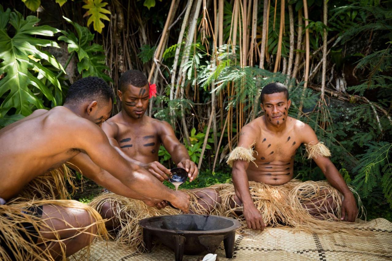 أوتريغر فيجي بيتش ريزورت كوروتوغو المظهر الخارجي الصورة Kava ceremony in Fiji