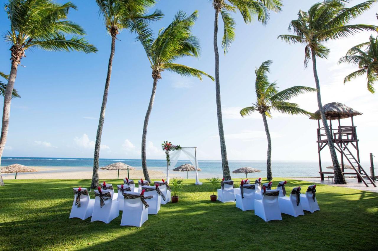 أوتريغر فيجي بيتش ريزورت كوروتوغو المظهر الخارجي الصورة The beach at the Sheraton Resort